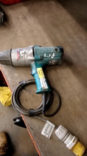 MAKITA 110v impact wrench