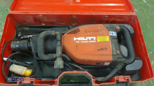 HILTI TE1000 AVR 110v breaker c/w case