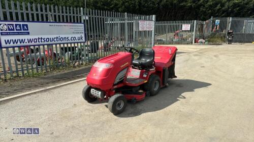 COUNTAX C300H petrol ride on mower c/w PGC collector