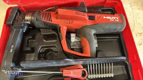 HILTI DX76 stud gun c/w case