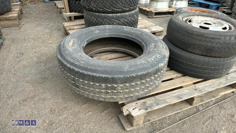 CONTINENTAL tyre (265/70R19.5)