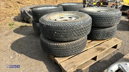 Wheels & tyres to suit Land Rover (P245/70 R16)