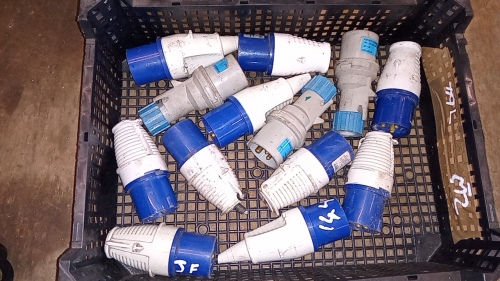 Tray of 240v 16amp blue plugs