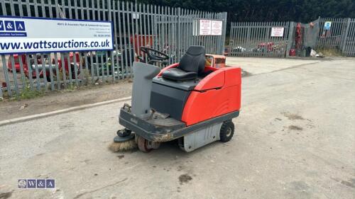 HAKO JONAS 980E ride on sweeper