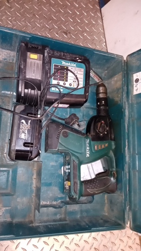 MAKITA 36v cordless drill c/w case