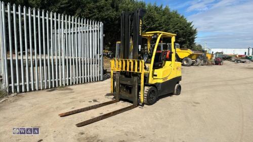 2015 HYSTER S4.5 4.5t gas driven forklift truck (s/n H004V03718N) with duplex mast & side-shift