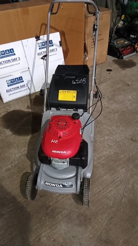 HONDA HRB425QX petrol rotary mower c/w collection box