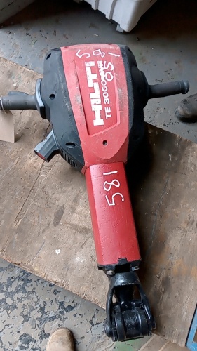 HILTI TE3000-AVR 110v demolition road breaker