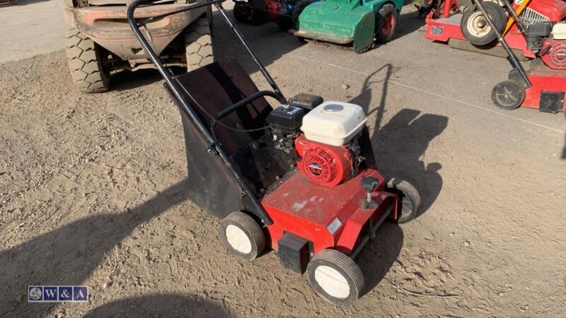 CAMON LS42 petrol lawn scarifier c/w collection bag