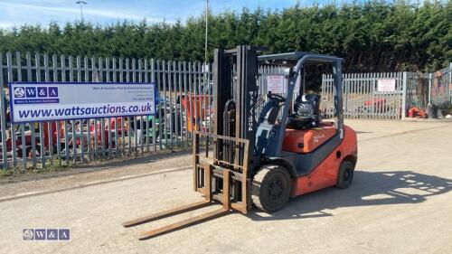 2016 NEXEN FDX25 2.5t diesel driven forklift truck (s/n X2E1855H) with triple mast & side-shift