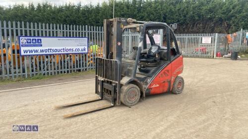 2007 LINDE H20 2t gas driven forklift truck (s/n 403622) with duplex mast & side-shift