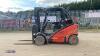 2007 LINDE H20 2t gas driven forklift truck (s/n 403622) with duplex mast & side-shift - 2