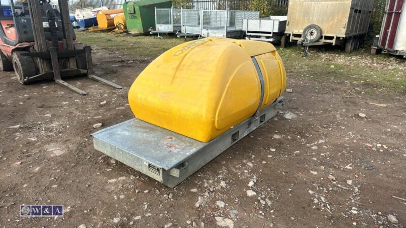 WESTERN 1000ltr skid mounted bowser