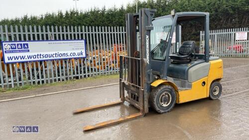 2014 JUNGHEINRICH DFG25 2.5t diesel driven forklift truck (GE120-470DZ) with duplex mast