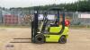 CLARK 1.5t gas driven forklift truck (s/n 70600033) with duplex mast & side-shift - 2