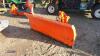 5ft Snow plough c/w hydraulic lift ram