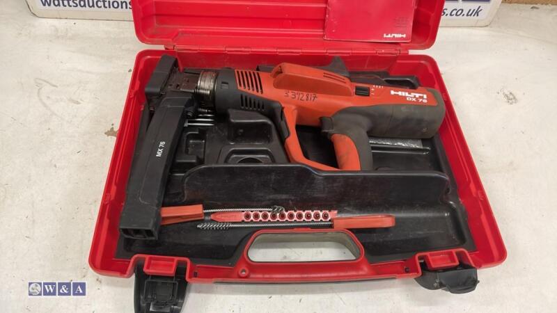 HILTI DX76 nail gun c/w case