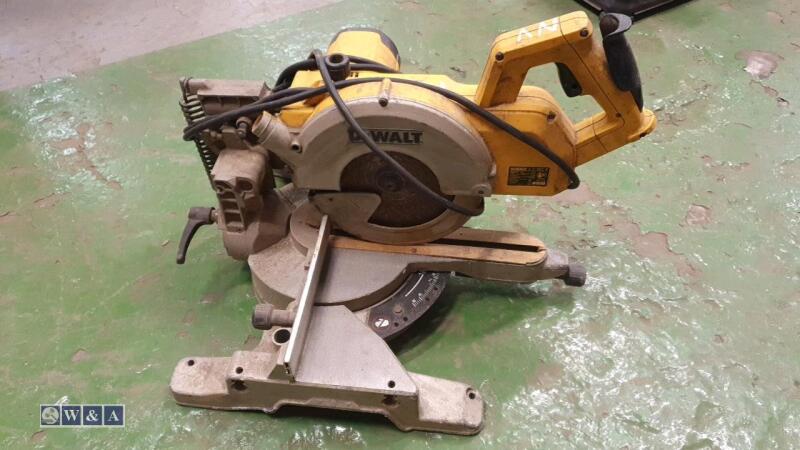 DEWALT D777 110v chopsaw