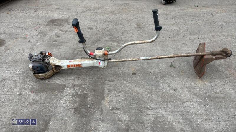 STIHL FS461 petrol strimmer