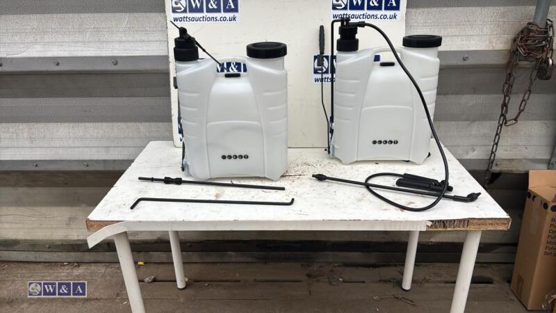 2 x 12L backpack sprayers