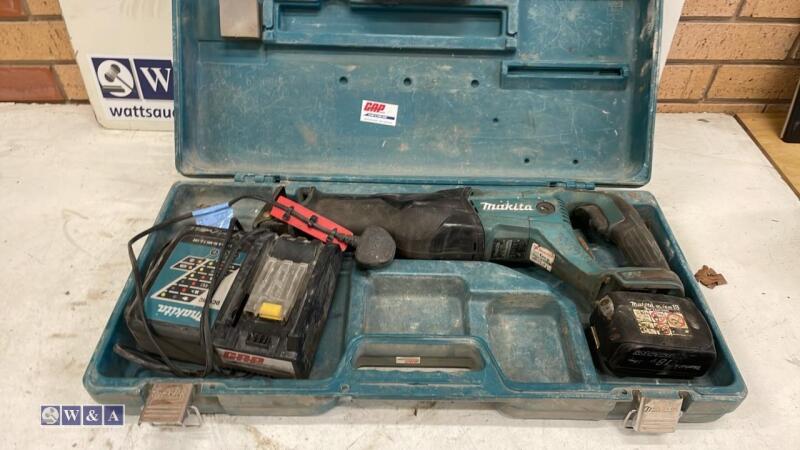 MAKITA JR196 cordless reciprocating saw c/w case