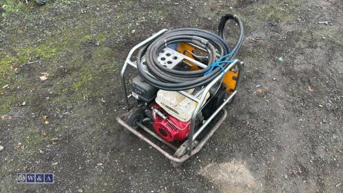 JCB BEAVER hydraulic power pack c/w hoses