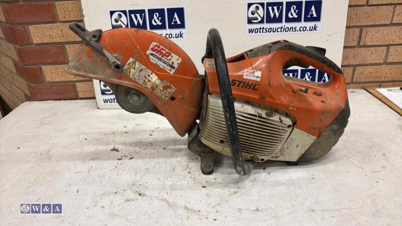 STIHL TS410 petrol stone saw