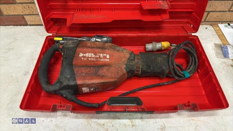 HILTI TE1000AVR 110v breaker c/w case