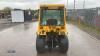 2010 JOHN DEERE 2320 4wd hydrostatic compact tractor, 3 point linkage, pto, full cab (SF60 GWC) - 4