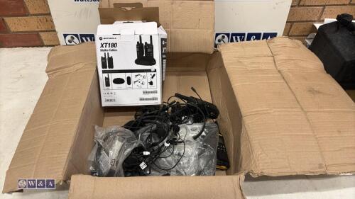 MOTOROLA XT180 2-way radios & head sets