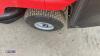 MOUNTFIELD 827H lawn rider c/w collection box - 11