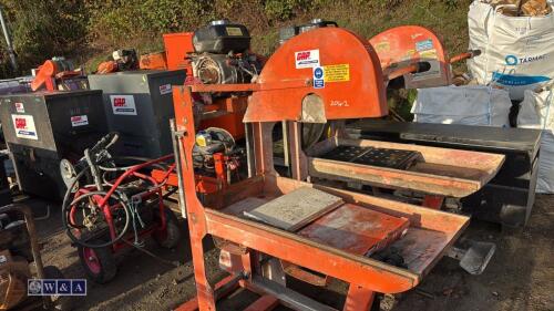 Petrol driven table stone saw (3254845)