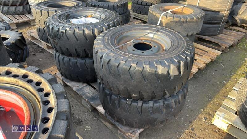 4 x BOBCAT skid steer wheels & hard ply tyres (12R16.5, 8 studs)