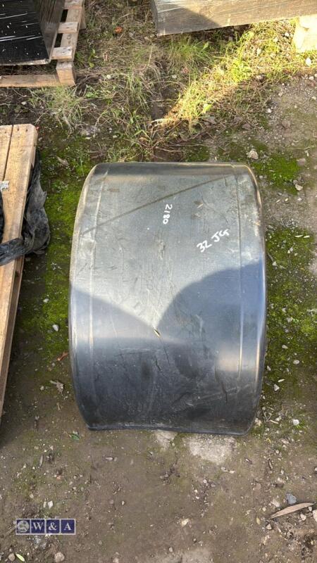 2 x mud guards (unused)