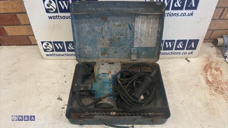 MAKITA 240v breaker c/w case