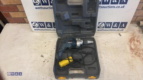 RYOBI 110v tek gun c/w case