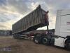 2014 WEIGHTLIFTER 75 yard tri-axle alloy bulker trailer c/w steel floor, lift axle, pm weigher - 2