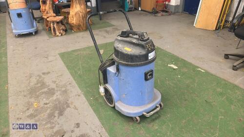 NUMATIC 110v vacuum