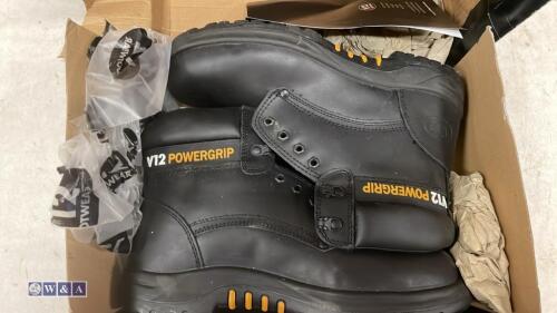 Pair of V12 safety boots (unused old stock) (size 9)