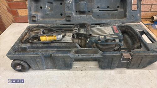 BOSCH heavy duty 110v breaker c/w case