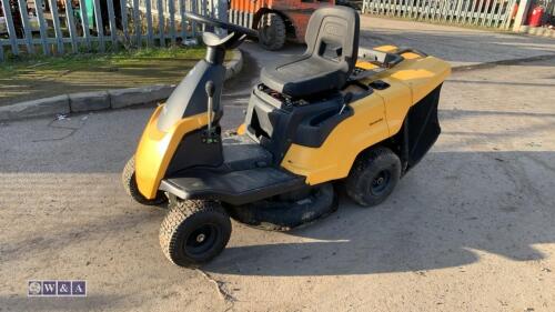 STIGA COMBI 166 petrol ride on mower c/w collector