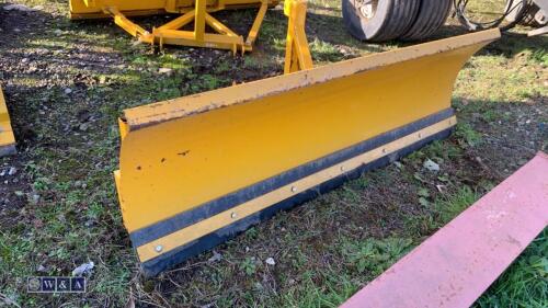 HIRSTLE 1.8m tractor mounted snow plough (unused)