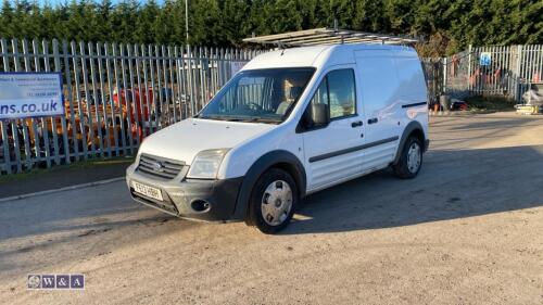 2013 FORD TRANSIT CONNECT 90 T230 panel van (FE13 HBH)(MoT 5th August 2025)(V5 & MoT in office)