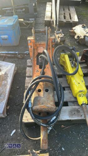 INDECO HP550 hydraulic machine breaker c/w lines (45mm pins)