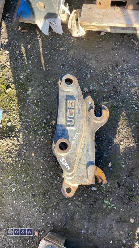 JCB hydraulic quick hitch (45mm pins)