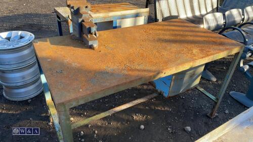 Steel workbench c/w RECORD 112 vice