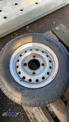 Wheel & tyre (165R13C)