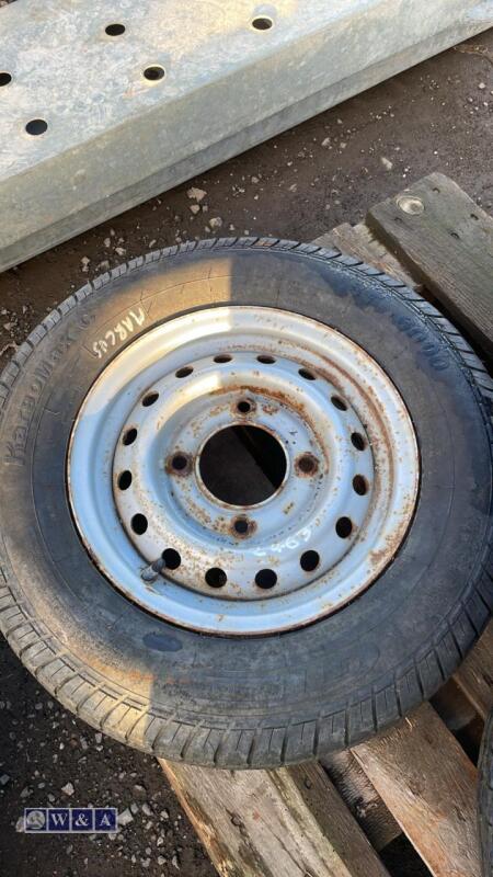 Wheel & tyre (165R13C)