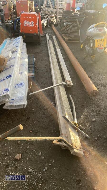 3 x concrete tamps