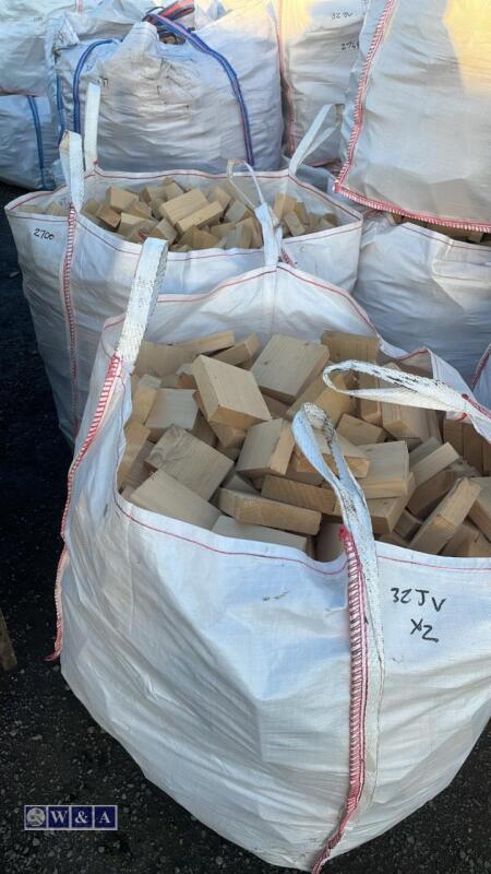 2 x bags of wood (off-cuts)